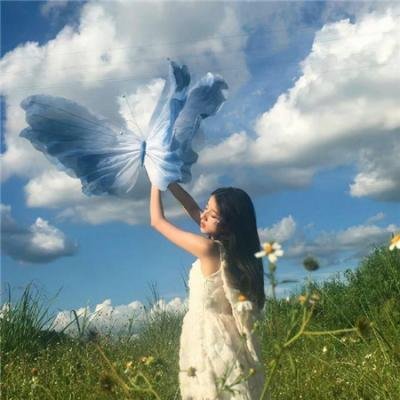 头部网红又出大瓜：绯闻澄清适得其反，服务器被挤瘫痪，三天三夜